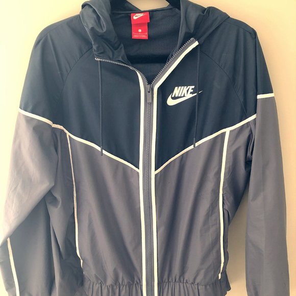 Nike Sportswear Women's Windrunner Jacket - Picture 1 of 3